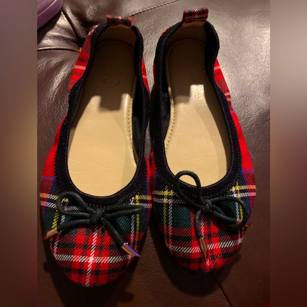 Yosi Samra girls size 2 red tartan plaid ballet flats, like new.